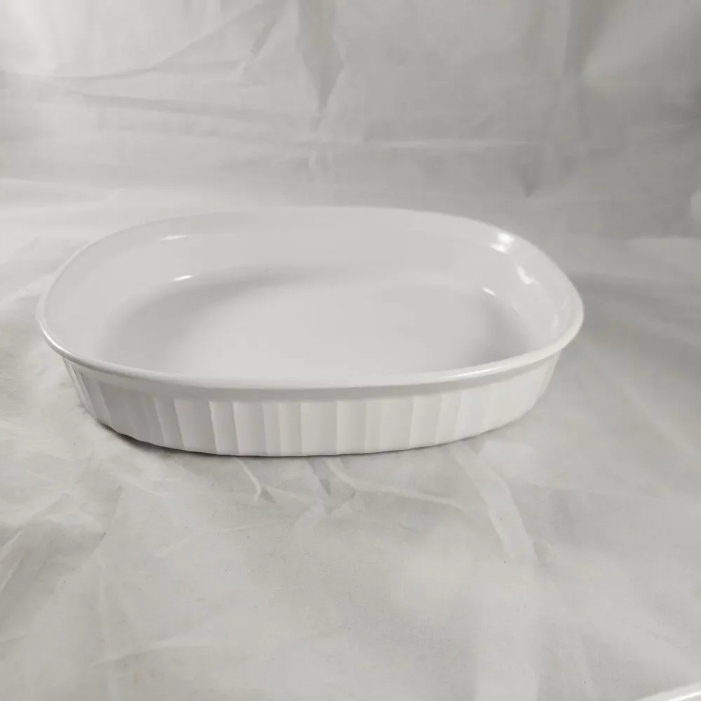 3 Corning Ware French White Oval Casseroles - 475ml F-15-B, 1L F-7-B, 1.8L F-6-B